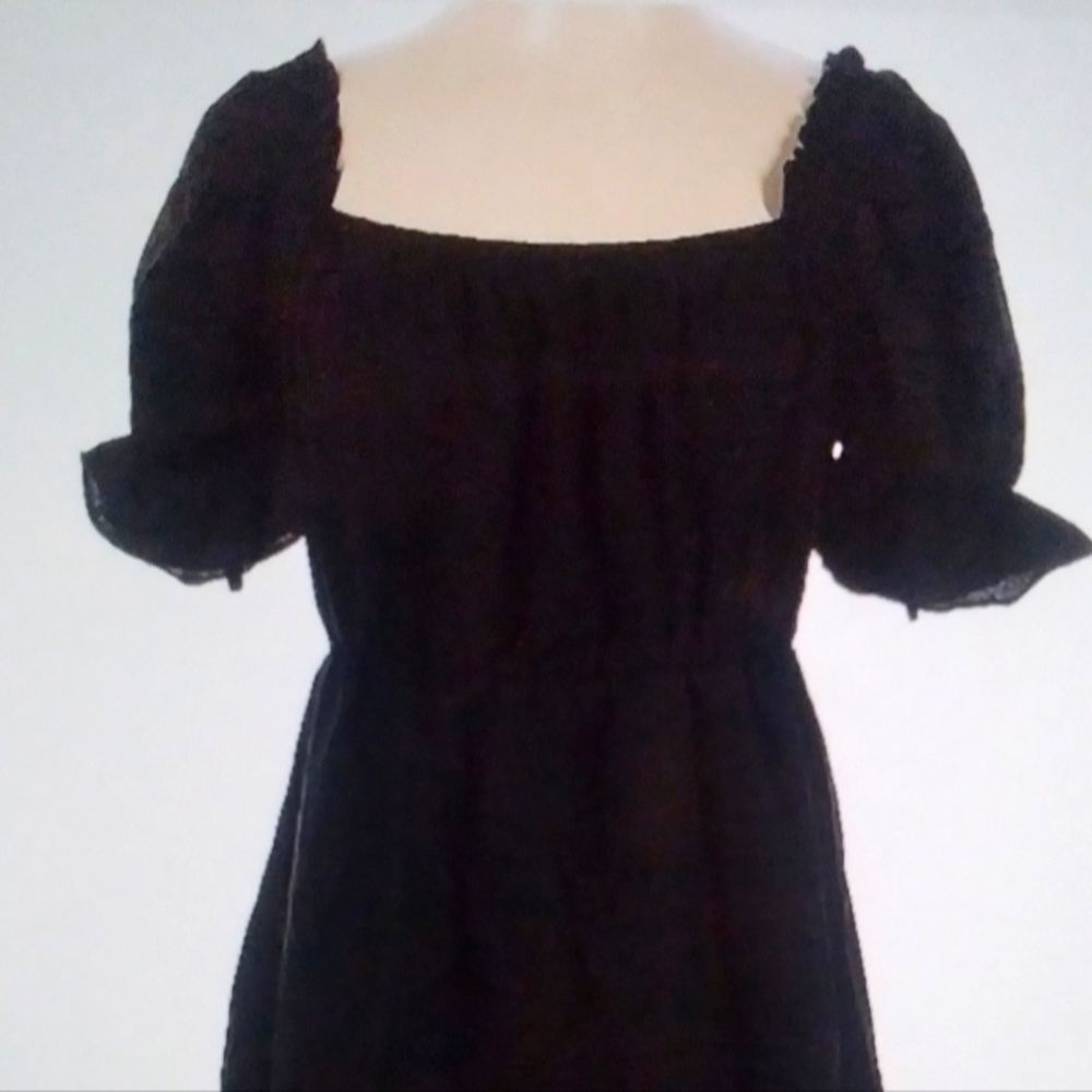 SHEIN BLACK SHORT RUFFLED DRESS